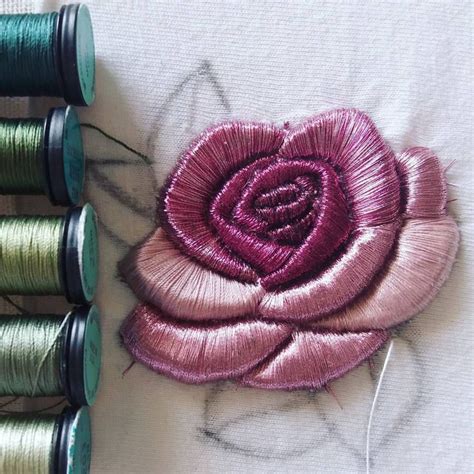 10+ Transcendent Satin Stitch Flower Hand Embroidery Ideas in 2020 ...