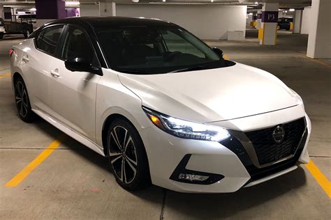 Car Review: Nissan looks to impress with the 2020 Sentra - WTOP News