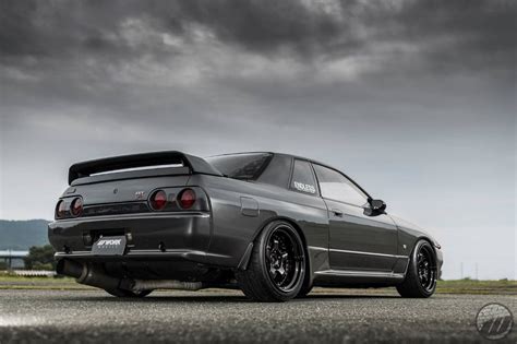 nissan skyline gtr r32 - Vanessa Langdon