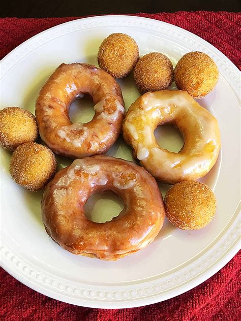 Mouthwatering Canned Biscuit Donuts {So Easy} - Kindly Unspoken