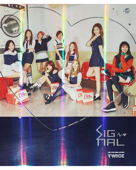 TWICE - SIGNAL