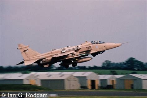 Sepecat Jaguar GR1A, RAF Desert Storm | Air force fighter jets ...