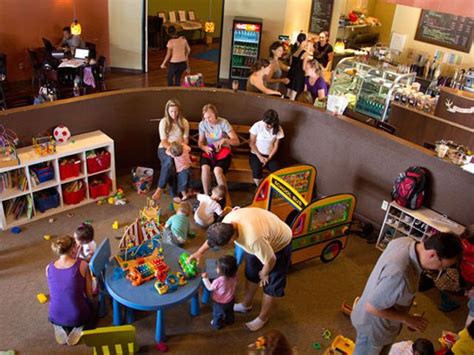 Hip Restaurants With Play Areas | Kids cafe, Kids restaurants, Kid ...