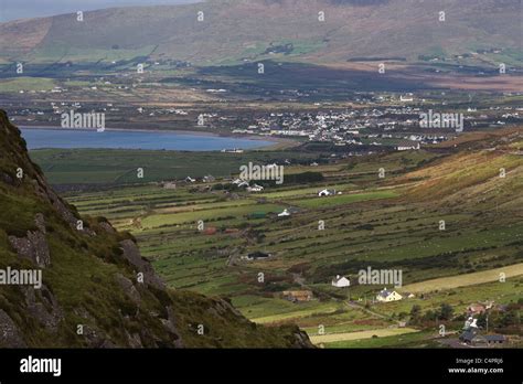 View into Ballinskelligs Bay, Ring of Kerry, Iveragh Peninsula, Co ...