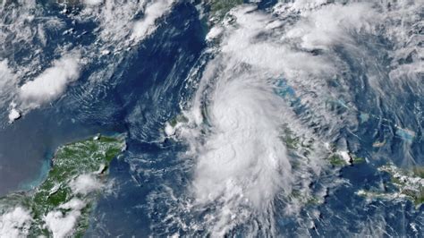 Hurricane Elsa gains strength, moves up Florida's west coast