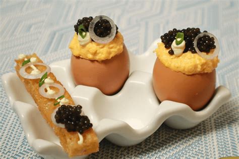 Free Range Scrambled Eggs with Imperial Caviar in 2021 | Caviar recipes ...