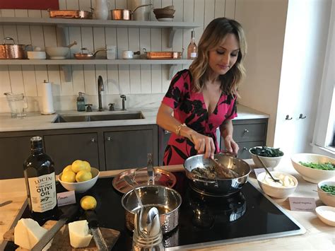 Giada De Laurentiis to Host Food Network Baking Show | Kitchn