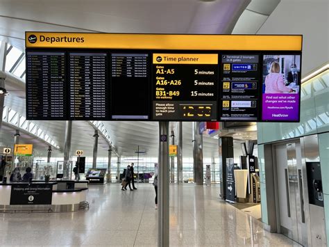 How To Get Between Terminals at London Heathrow Airport [LHR]