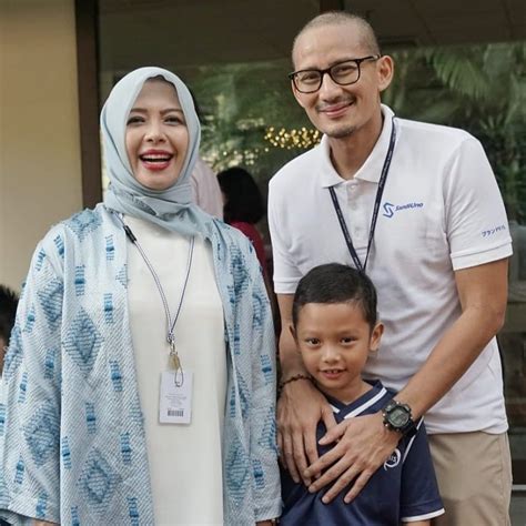 Dari Model Majalah ke Cawapres, Ini 10 Potret Sandiaga Uno & Keluarga