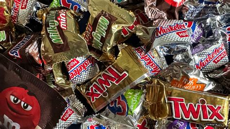 Halloween 2023: For the second year in a row, US candy inflation hits ...