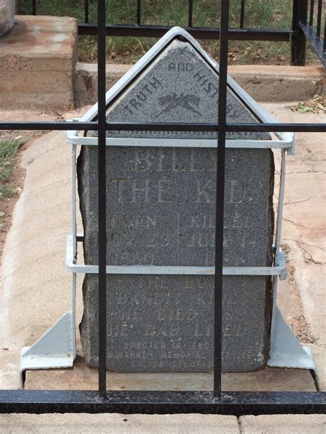 The grave of Billy the Kid, Fort Sumner, NM | Fort sumner, Billy the ...