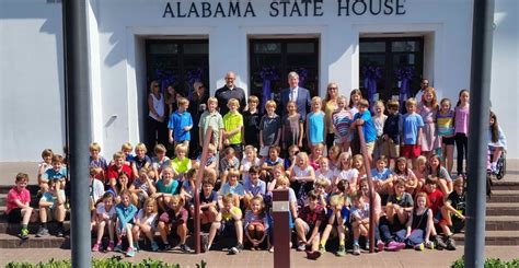 Crestline Elementary students visit State House - villagelivingonline.com