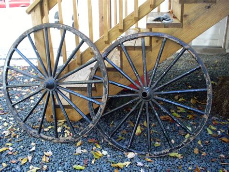 ANTIQUE WAGON WHEELS - For Sale - Antique Machinery & Tools - Paper ...