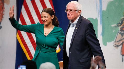 Bernie Sanders, AOC join forces to push 'Green New Deal' in Iowa