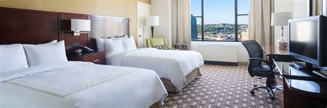 Hotels near PPG Paints Arena | Pittsburgh Marriott City Center