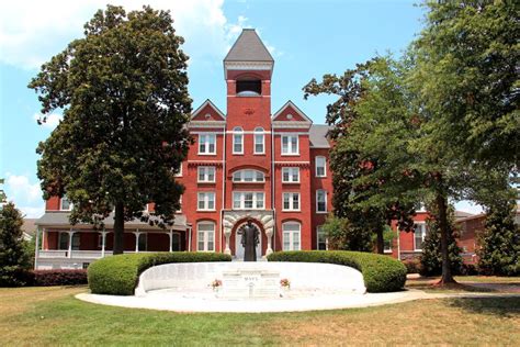 Morehouse College: Acceptance Rate, SAT/ACT Scores, GPA