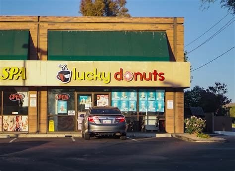 Lucky Donuts in Phoenix (Photos, Menu, Reviews & Ratings)