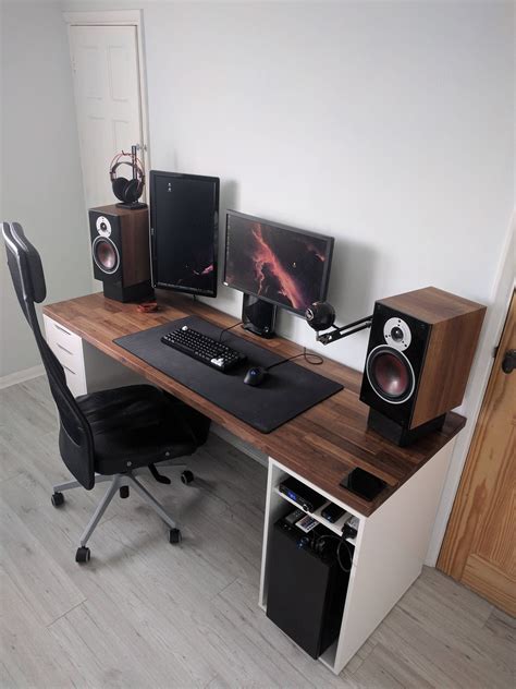 Got a new desk | Desk diy, Gamer værelse, Skrivebord