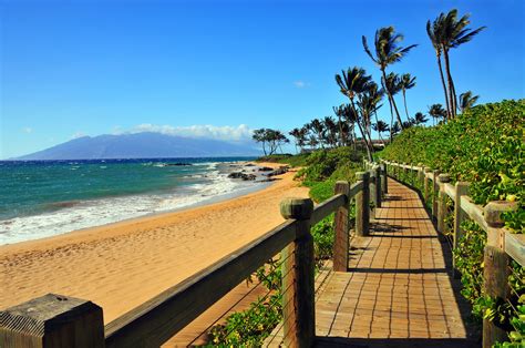 TRAVEL WORLD: Maui Bucket List: Top 15 Best Things to Do in Maui ...