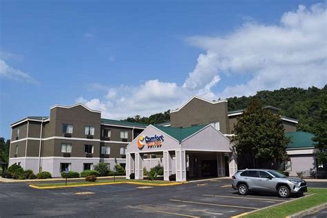 COMFORT SUITES $88 ($̶9̶4̶) - Prices & Hotel Reviews - Prestonsburg, KY