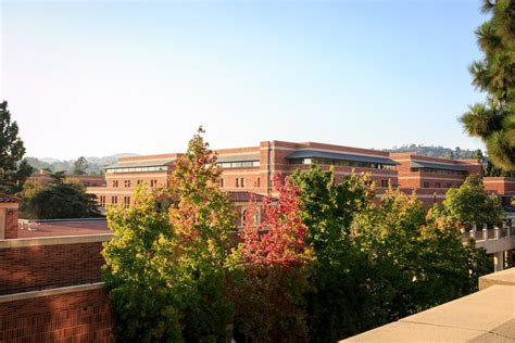 UCLA Anderson School of Management - MBAFair