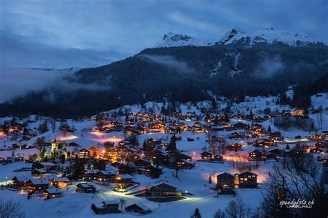 15 Gorgeous Photographs of Grindelwald in Winter