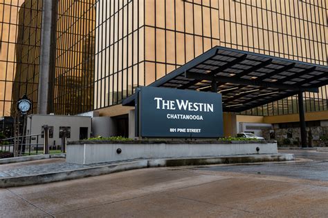 Westin Chattanooga Exterior Signage