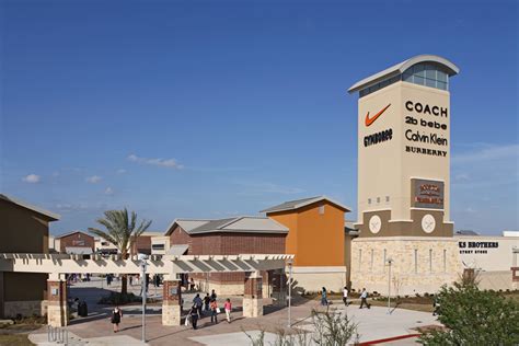 About Houston Premium Outlets® - A Shopping Center in Cypress, TX - A ...