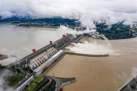 Three Gorges Dam Endangers China’s Nuclear Power Plants