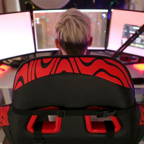 PewDiePie's Camera Gear and Gaming Setup in [year]