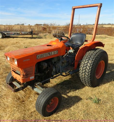 Kubota L185 tractor in Checotah, OK | Item B4544 sold | Purple Wave