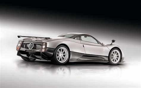 Wallpapers of beautiful cars: Pagani Zonda F