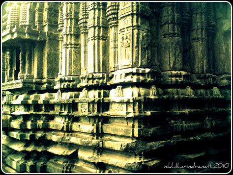 Da Magic Mirror ! ! !: Thousand Pillar Temple [Warangal, Andhra Pradesh]