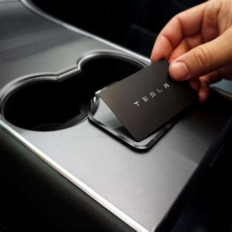 CardRails™: Key Card Holder for Tesla Model 3 and Model Y | EVANNEX ...