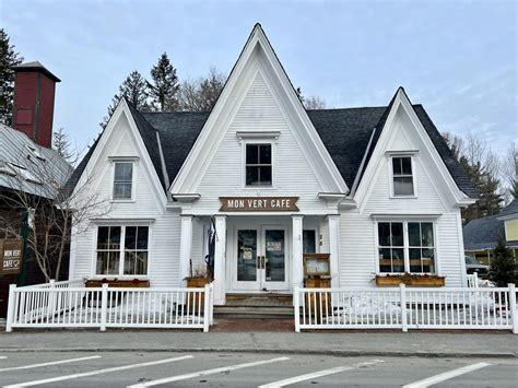 13 Restaurant Recommendations in Woodstock, Vermont - Coast2CoastWithKids