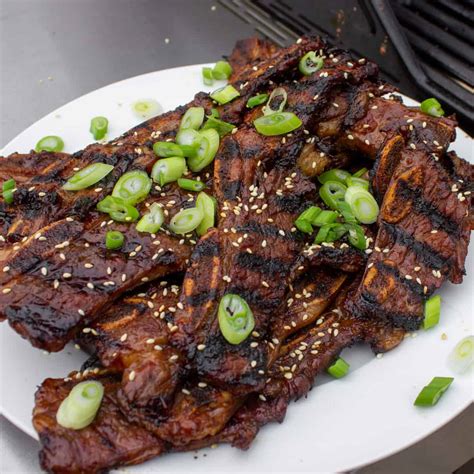 Kalbi - Korean BBQ Short Ribs Recipe - The Black Peppercorn