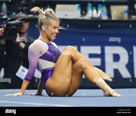 Birmingham, AL, USA. 19th Mar, 2022. LSU's Sarah Edwards performs her ...