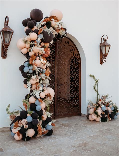 Desert-Toned Wedding Inspiration with a Boho Balloon Arch