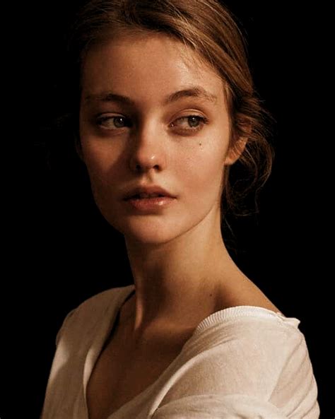 Linde Noa Baars | photography | Portrait inspiration, Portrait, Face ...