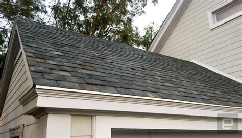 Tesla has finally begun manufacturing solar roof tiles