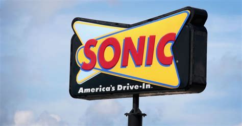 All employees of 3 Sonic restaurants in Ohio left their jobs