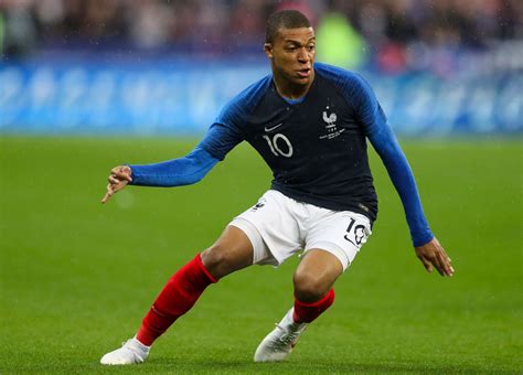 Brilliant Mbappe Shines as France Defeat Argentina 4-3 in World Cup ...