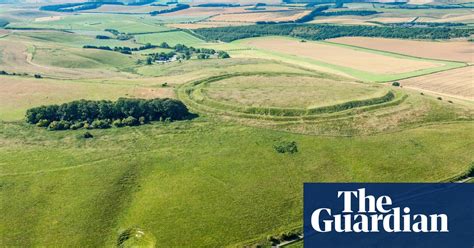 Strolling the ancient hillforts of southern England | Wiltshire ...