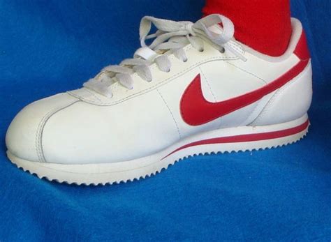 Retro Throwback Nike Leather Sneakers with Red Swoosh 70s