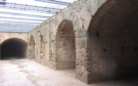 El Djem Amphitheatre - World's Best preserved Roman Amphitheatre