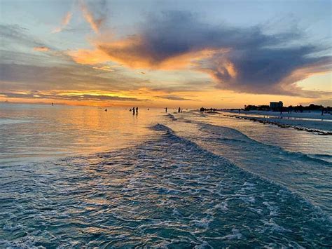 The 7 BEST Beaches in Siesta Key, Florida Siesta Key Village, Florida ...