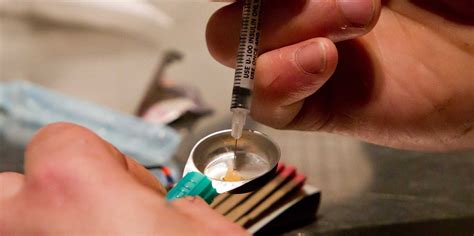 Harm Reduction Reshapes Heroin Addiction Treatment - Business Insider