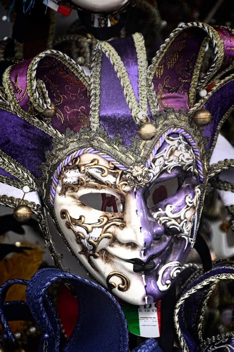 Tom Bell's Fine Art Photography Blog: More Venetian Carnival Masks