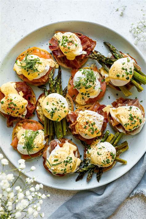 Easy Eggs Benedict for a Crowd + Make-Ahead Instructions! - PWWB