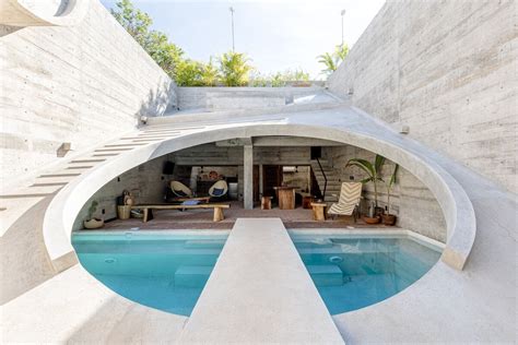 42 Airbnbs With Incredible Pools, From Joshua Tree to Lake Como